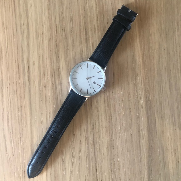 The Vintage Gentleman 40mm Leather Watch - Picture 2 of 9